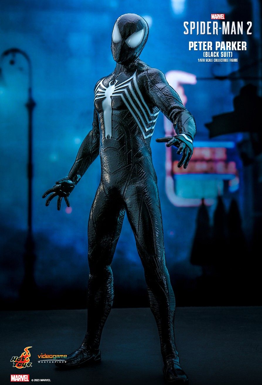 Peter Parker (Advanced Suit 2.0) Sixth Scale Figure by Hot Toys