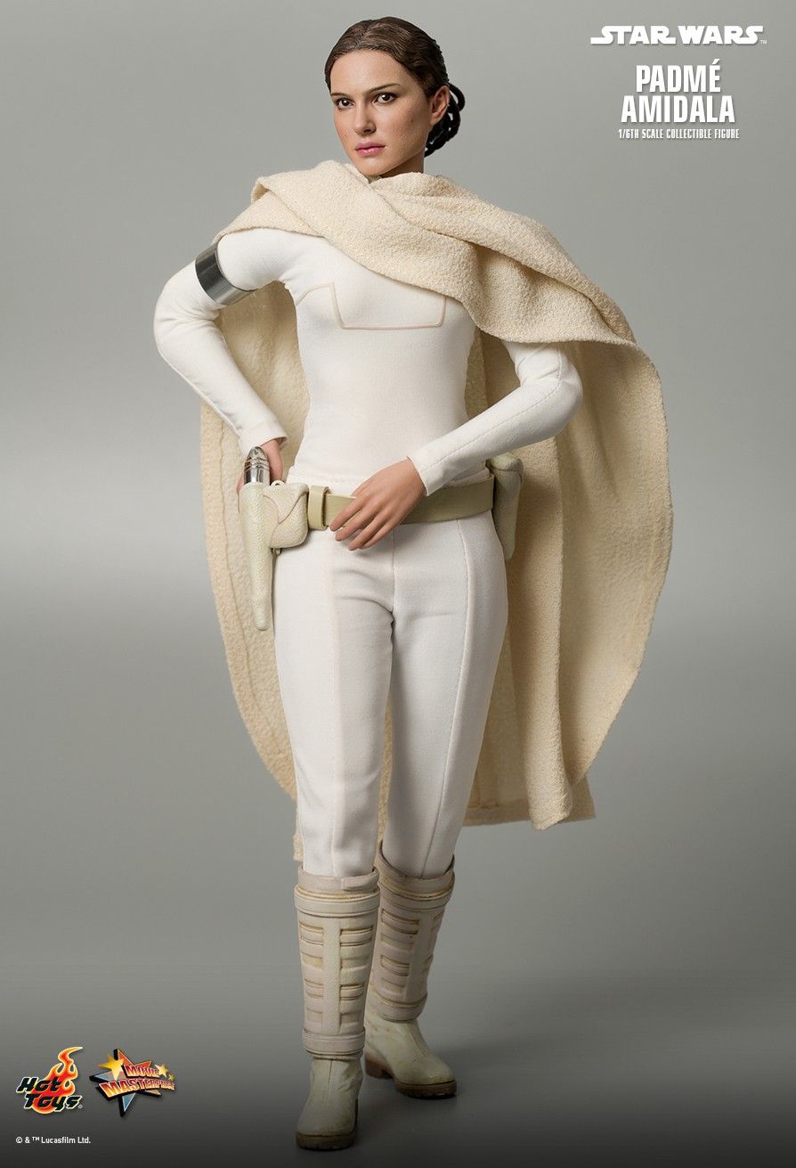 Hot Toys (MMS678) Star Wars Episode II: Attack of the Clones – Padmé Amidala  1/6th Scale Collectible Figure